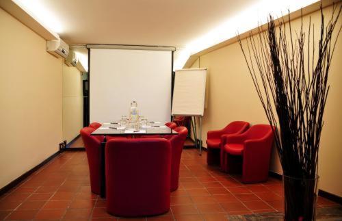 Hotel Maxim Bolonia Exterior foto